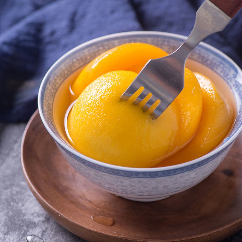 源尔康(YUAN ER KANG) 新鲜糖水黄桃罐头 国潮罐头速食水果425克x1罐 方便速食水果罐头图片