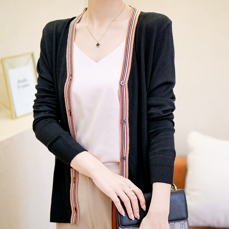 奴气质薄款羊毛针织开衫女秋季v领显瘦外搭宽松上衣打底衫毛衣外套