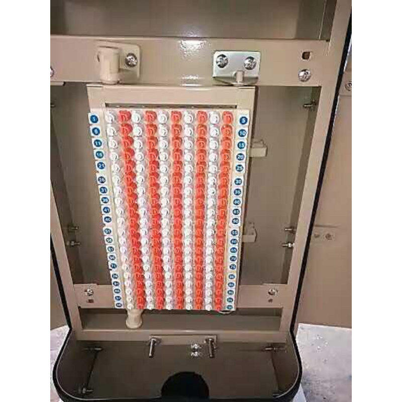 旋卡式电缆交接箱100回线