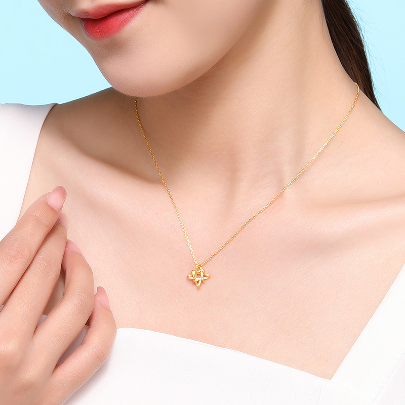 潮宏基星愿黄金项链足金星星几何立体颈饰锁骨链套链女计价工费180元