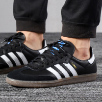 Adidas/阿迪达斯三叶草 男鞋女鞋舒适耐磨低帮情侣板鞋休闲鞋 B75807