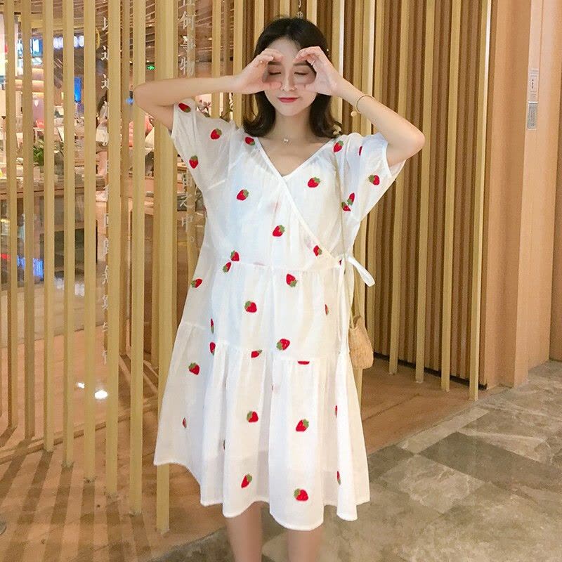 迪鲁奥(DILUAO)孕妇装夏装外出2021新款V领显瘦孕妇连衣裙中长款时尚潮妈孕妇裙子夏季宽松透气 白色图片