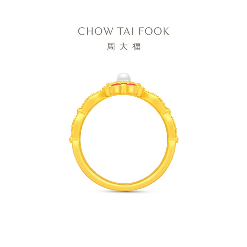 周大福迪士尼公主系列白雪公主蝴蝶结珍珠足金黄金戒指R38620高清大图