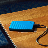 西部数据（WD）My Passport 2TB 2.5英寸USB3.0 蓝色 西数 移动硬盘 2t 智能加密备份