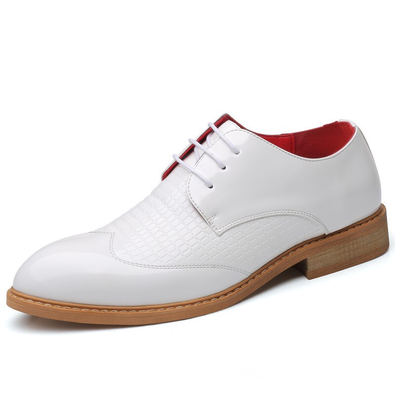 商务特大码鞋子男英伦尖头皮鞋韩版百搭白色男鞋影楼婚纱拍照男士婚鞋