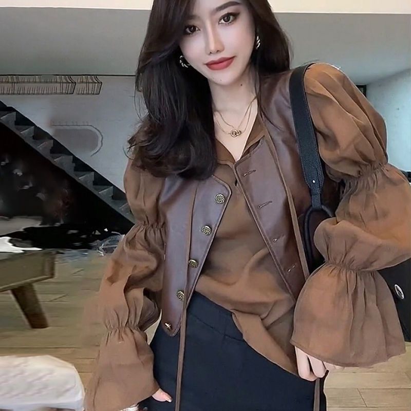 复古法式泡泡袖长袖衬衫套装女2021秋季新款设计感pu皮马甲上衣潮