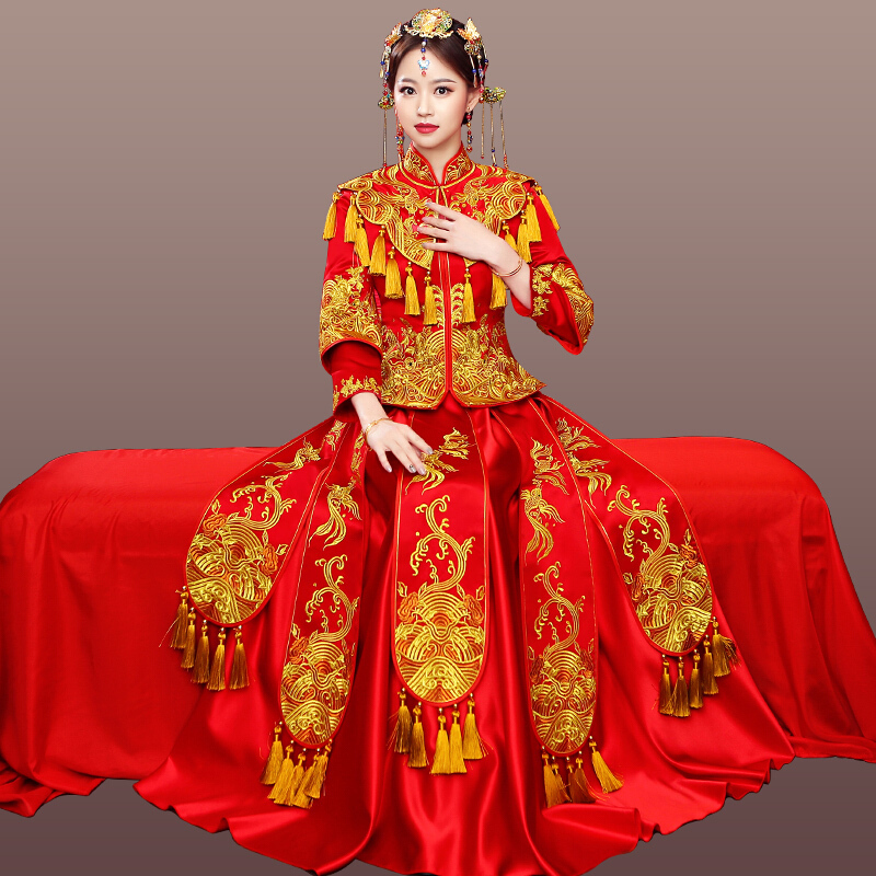 秀禾服新娘2018新款龙凤褂凤冠霞帔中式婚纱礼服嫁衣秀和服敬酒服