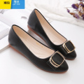 聚范单鞋女平底鞋2024新款夏妈妈鞋浅口百搭女鞋子软皮软底豆豆鞋 黑色四方扣款 40