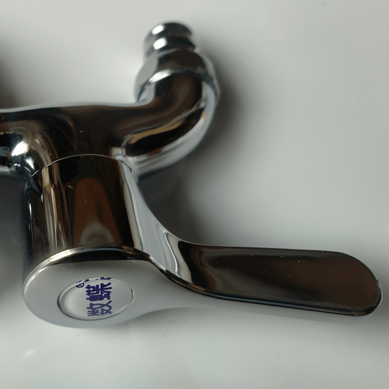 数蝶全铜两用水嘴4分个高清大图