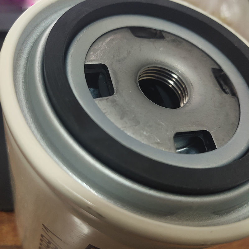 联杰汽车用品燃油组合滤清器 GJW111