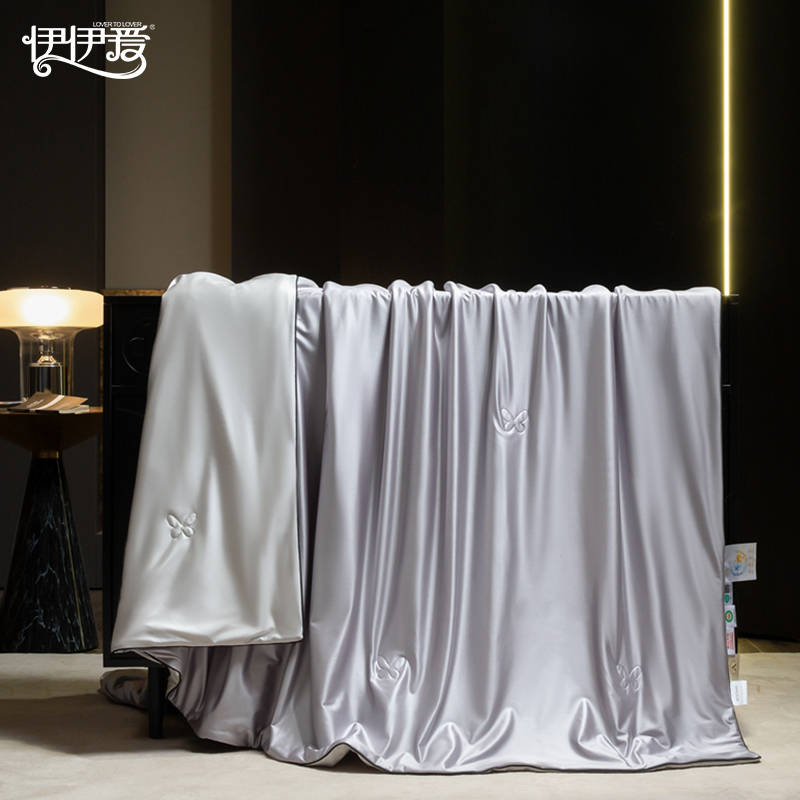 伊伊爱 YHJ25293 水光蚕养夏被 紫灰+浅银灰高清大图