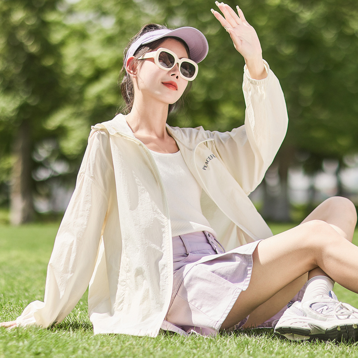 [1.5折价68元]唐狮夏季新款连帽背后图案外套女潮酷百搭休闲宽松上衣