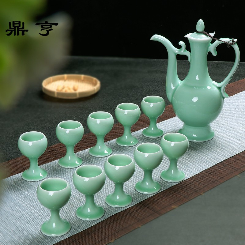鼎亨青瓷酒具套装白酒杯一斤装酒壶家用分酒器陶瓷高脚杯复古中式