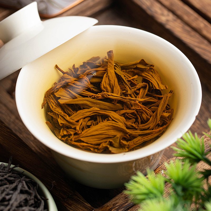 花家盛世-私藏正山小种 手工采摘高山生态茶高清大图