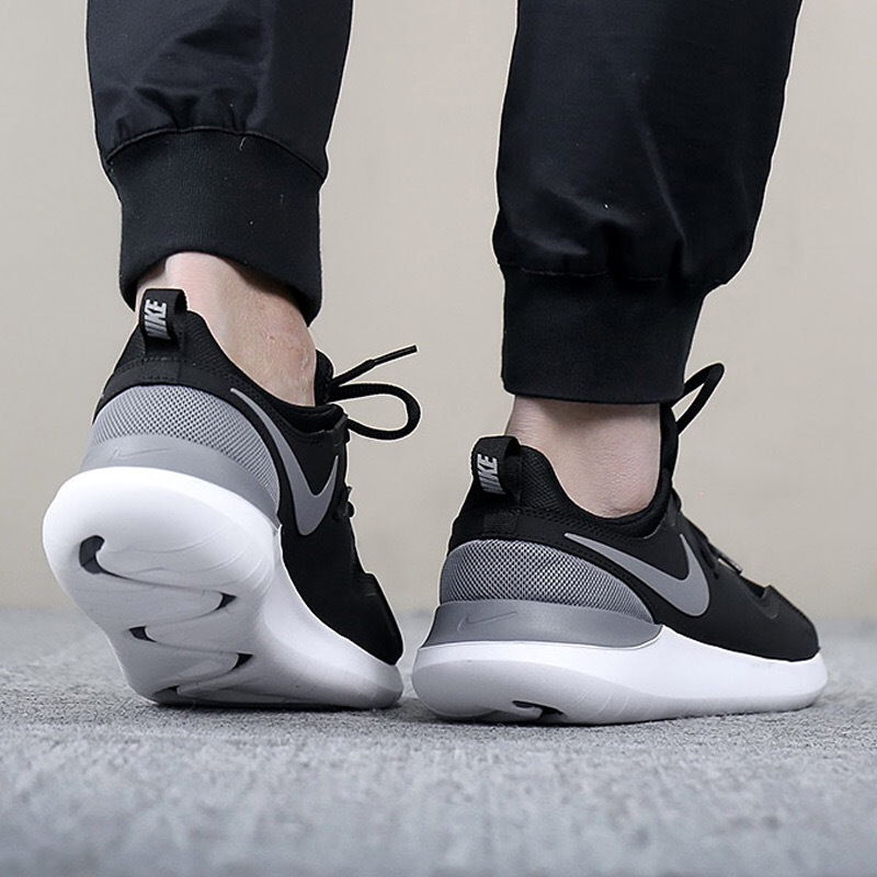 NIKE耐克男鞋女鞋2020春季新款运动鞋休闲鞋轻便跑步鞋AA2160