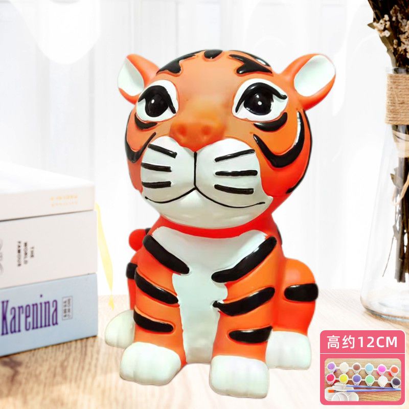 小号老虎高约13cm视频介绍_虎年新年彩绘石膏娃娃涂色白胚涂鸦绘画