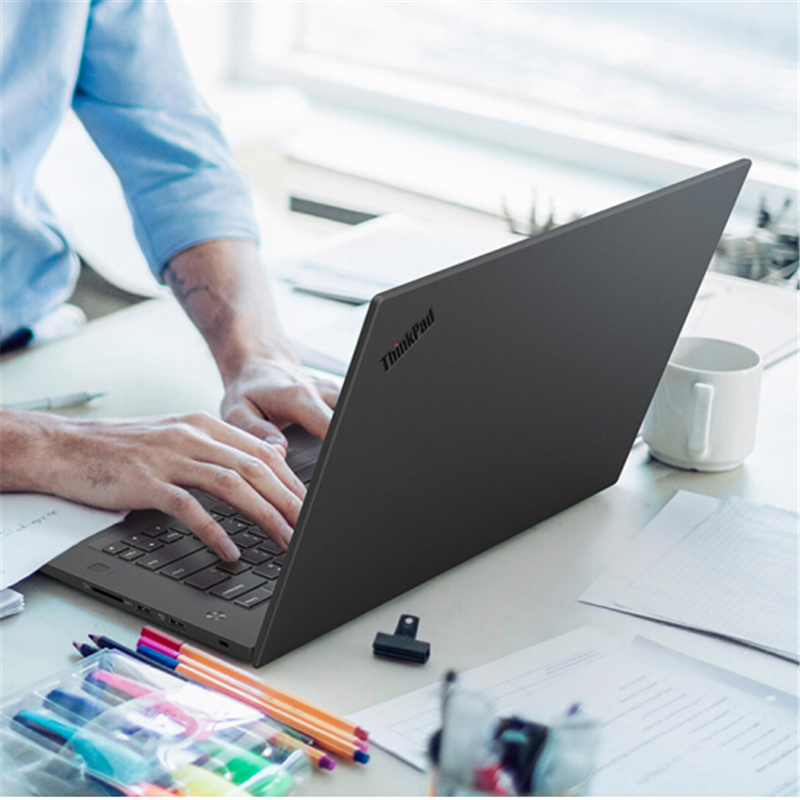联想ThinkPad P1 隐士 三代 gen3设计师专用移动图形工作站 15.6英寸笔记本电脑 i7-10750H FHD高清T1000 00CD 16G内存 512G固态硬盘
