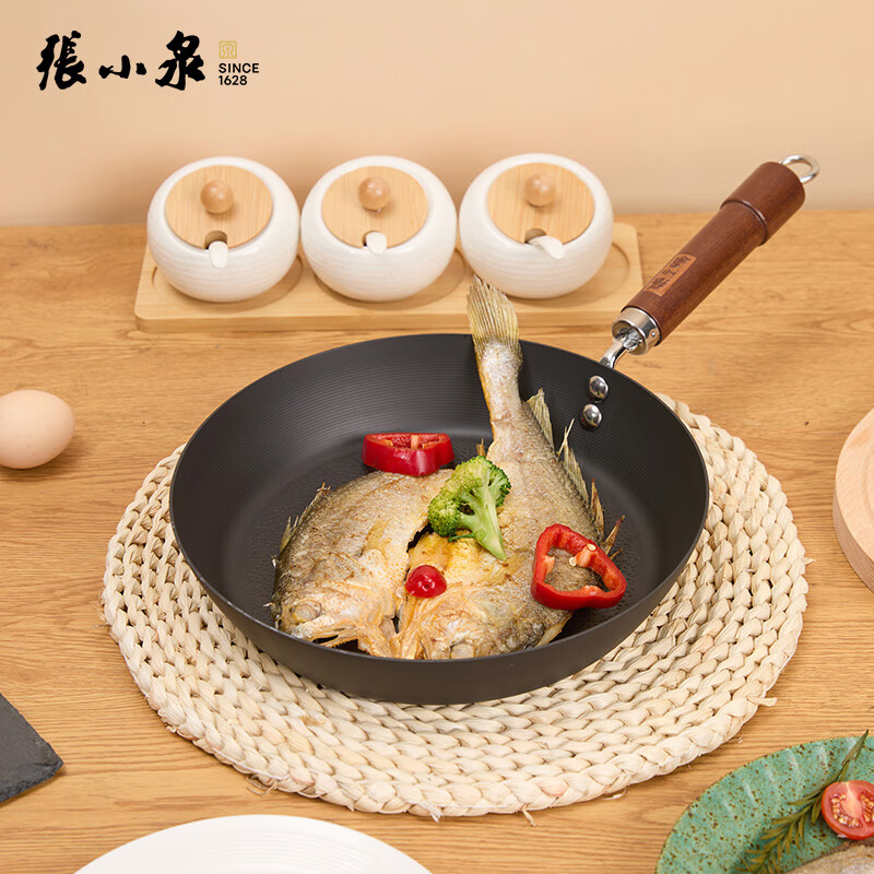 张小泉锤纹精铁煎锅C32850100平底锅家用煎锅煎蛋锅不粘锅热油泼油煎锅 锤纹精铁煎锅 26cm高清大图