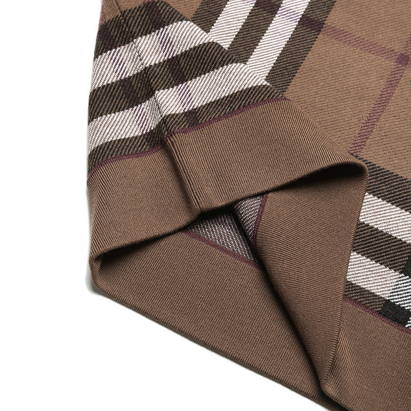 博柏利burberry女款绵羊毛圆领长袖针织衫羊毛衫8058524