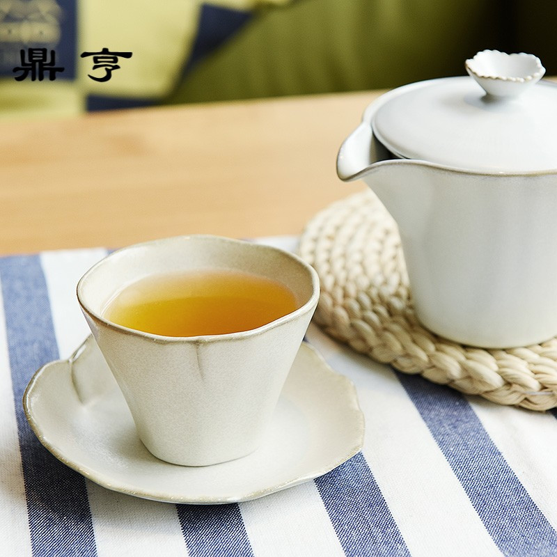 鼎亨日本进口手作陶瓷茶器 花朵树叶子造型 创意小清新茶杯子托盘