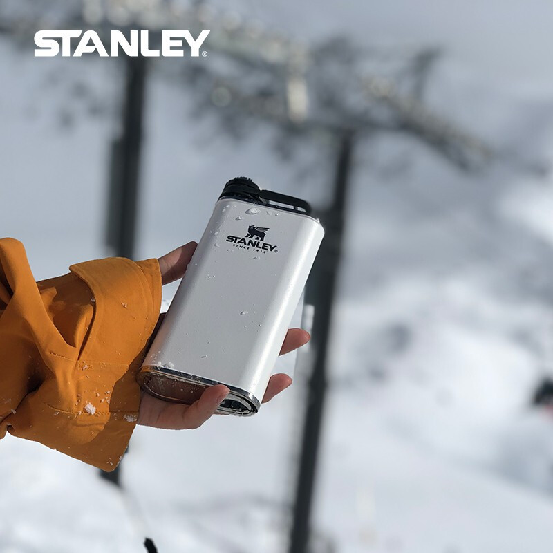 STANLEY史丹利304不锈钢酒壶小扁平酒瓶旅行户外便携随身经典白