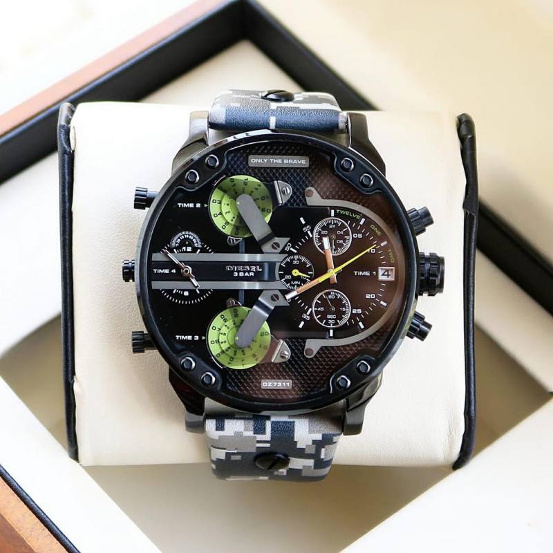 diesel迪赛男士手表石英表mrdaddy表盘直径57mm不锈钢时尚休闲dz7311