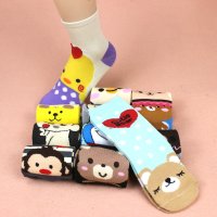 [3/10双装]韩版可爱卡通袜子女长袜中筒袜涤棉秋冬加厚保暖女袜 3双 随机发不一样图案[中筒卡通袜]