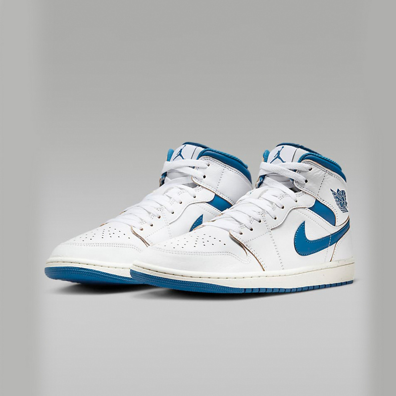 Nike耐克男子2024夏季新款AIR JORDAN 1中帮休闲运动鞋FN5215-141