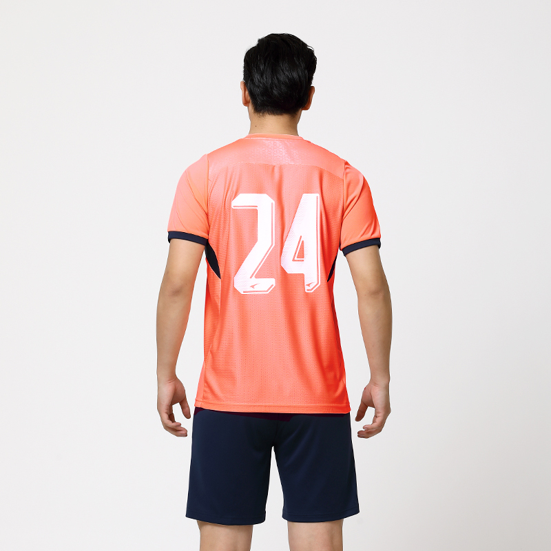 UCAN锐克 211S00102 短袖足球服 成人专业运动训练服红黑 白黑(套装)S-4XL 购买时备注颜色码数