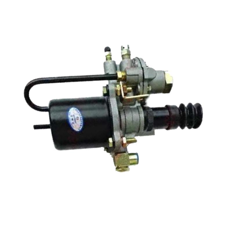 东风EQ2102离合器助力器 离合器分泵