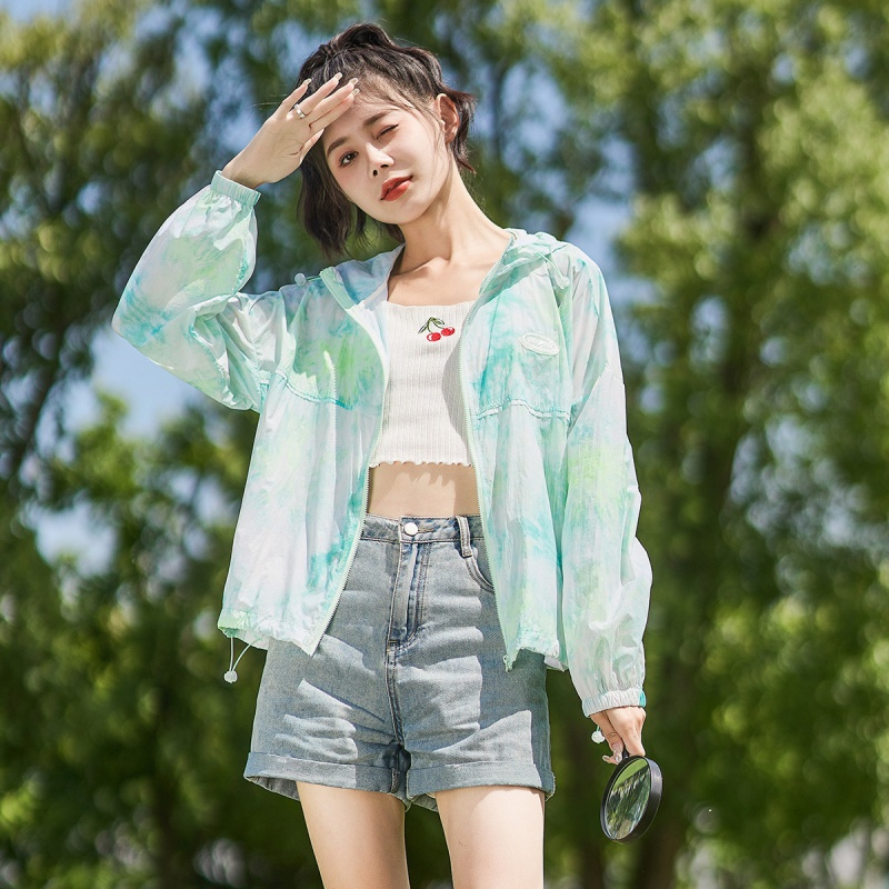 唐狮 防晒衣女夏季连帽满印短款上衣外套透气薄款防紫外线