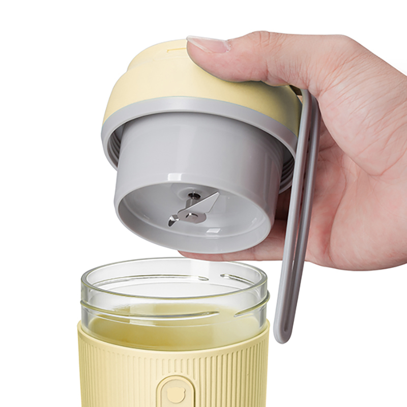 小熊bear便携随行榨汁机家用迷你果汁机料理机lljp03g5