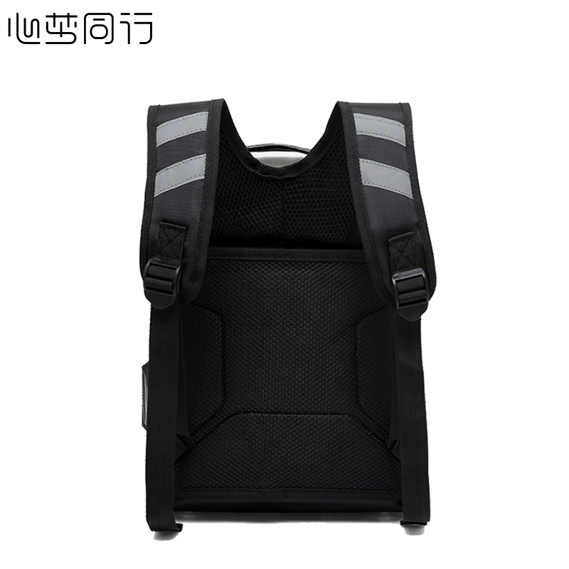 心梦同行 护脊学生书包儿童防水双肩背包 2183/个高清大图