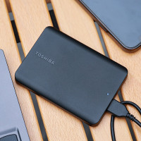 东芝(TOSHIBA) 1TB USB3.2 移动硬盘 新小黑A5 2.5英寸 兼容Mac 轻薄便携 稳定耐用 高速传输