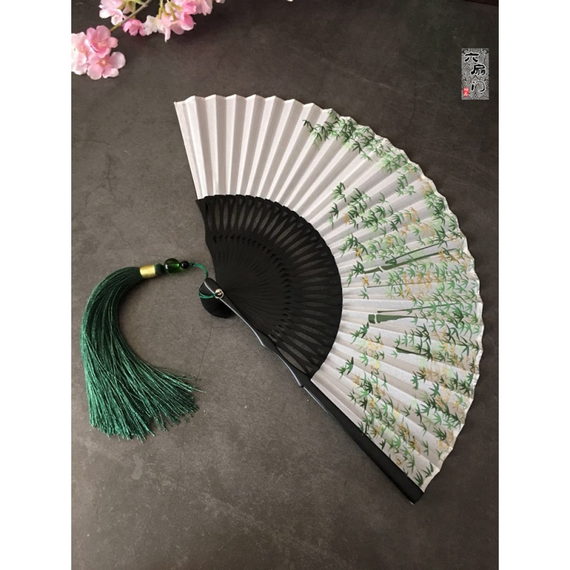 中国风镂空绸女式古风折扇子日式古典竹林小随身樱花礼品扇 三维工匠 黑骨竹林+大珠流苏高清大图