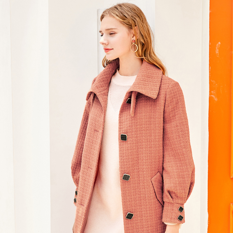 服装鞋帽>女装>女士大衣>三彩(3colour)>三彩(3colour)女士大衣>优惠