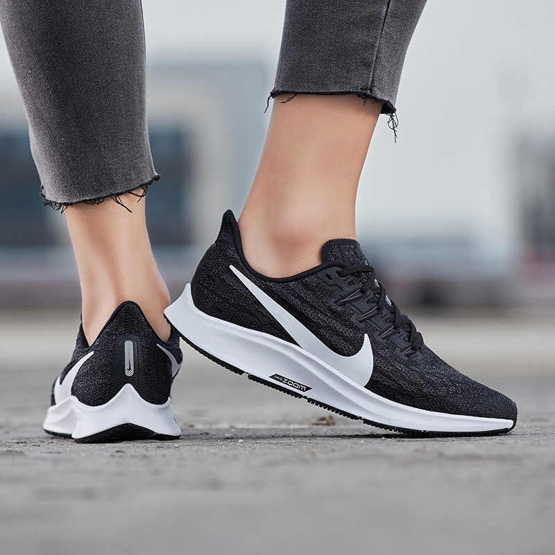 NIKE耐克女鞋跑步鞋ZOOM系列飞马36低帮休闲运动鞋AQ2210