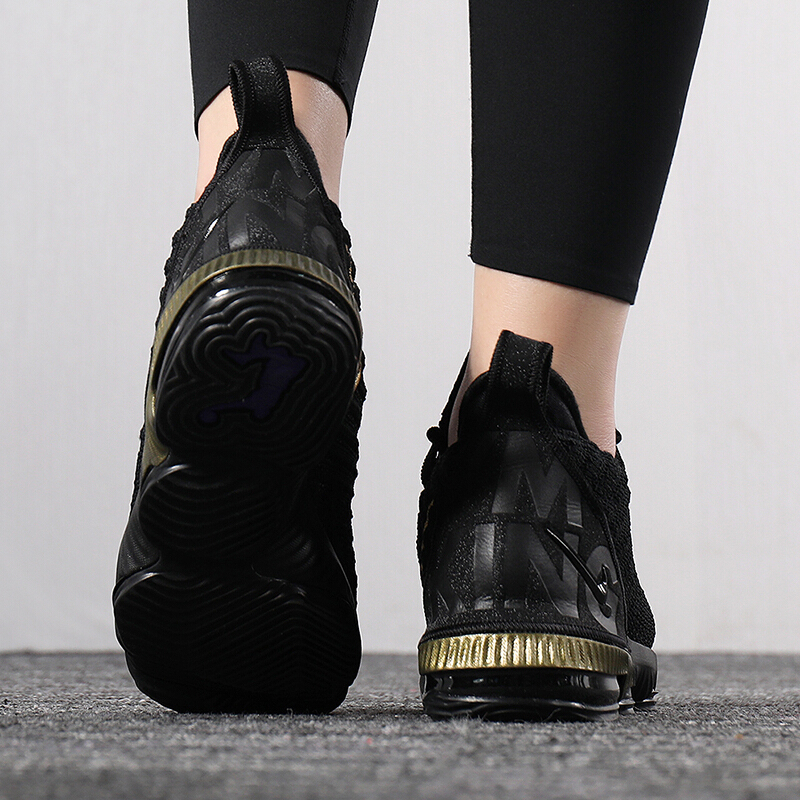 耐克儿童（NIKE）运动户外男女大童詹姆斯16代黑金实战篮球鞋AQ2465