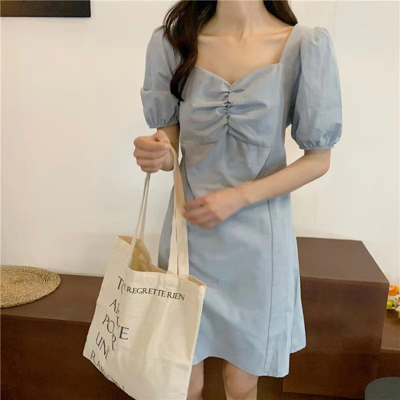 夏季新款韩版法式复古气质小裙子收腰显瘦方领泡泡袖连衣裙女