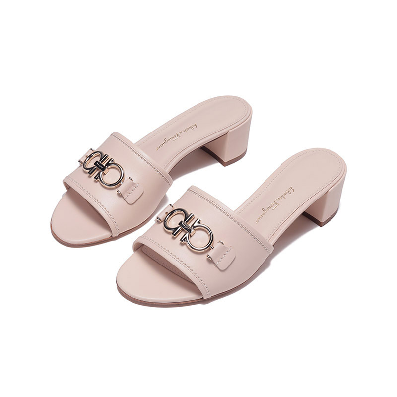 菲拉格慕 Salvatore Ferragamo 女士牛皮革GANCINI粗跟拖鞋凉拖0755159