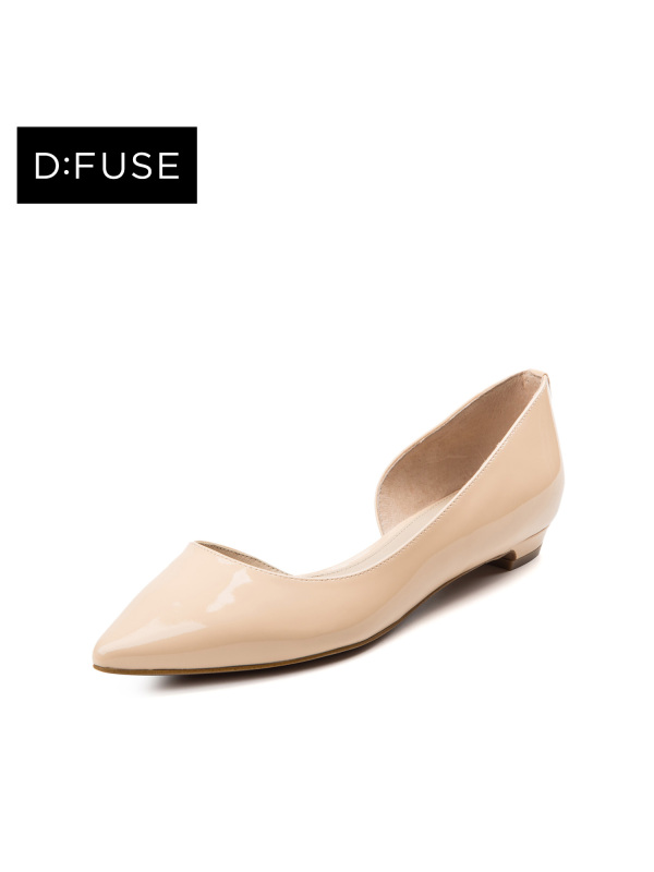 D：Fuse/迪芙斯牛漆皮尖头铆钉侧空低跟单鞋女鞋DF61113089