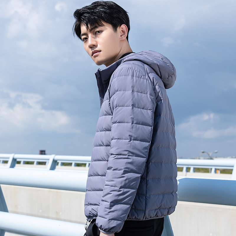 鸭鸭90鸭绒男士羽绒服轻薄短款防风连帽保暖纯色时尚潮流