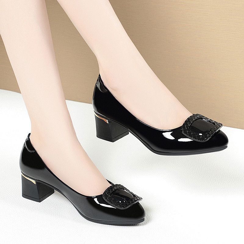 拿细耳女士圆头单鞋