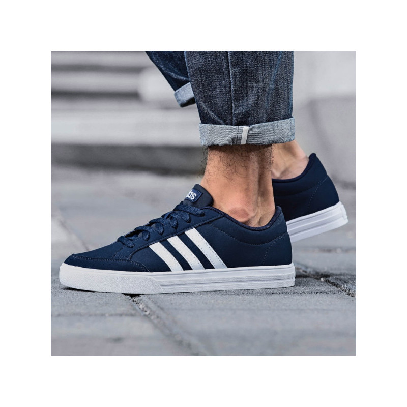 adidas阿迪达斯男子板鞋透气耐磨休闲运动鞋-BB9673