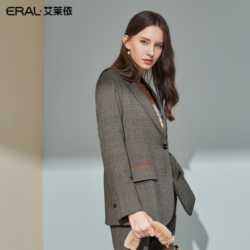 艾莱依2019秋季新款OL风优雅气质翻领单排扣女外套短款