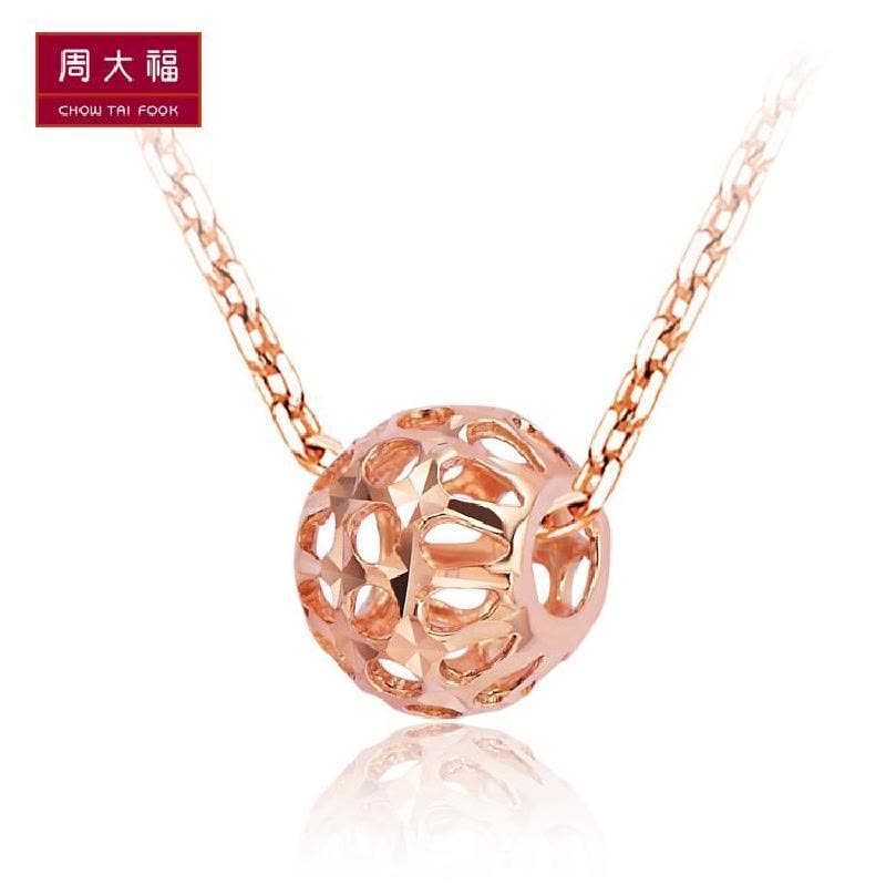 周大福 珠宝首饰转运珠18K玫瑰金吊坠E105697图片