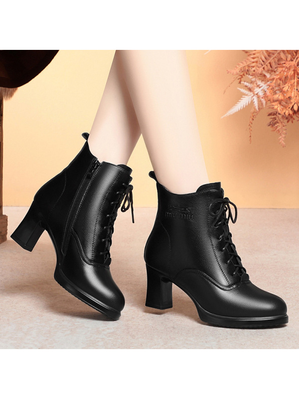 妈妈鞋子棉鞋低跟马丁靴防滑软皮短靴子女中老年女鞋秋冬加绒皮鞋