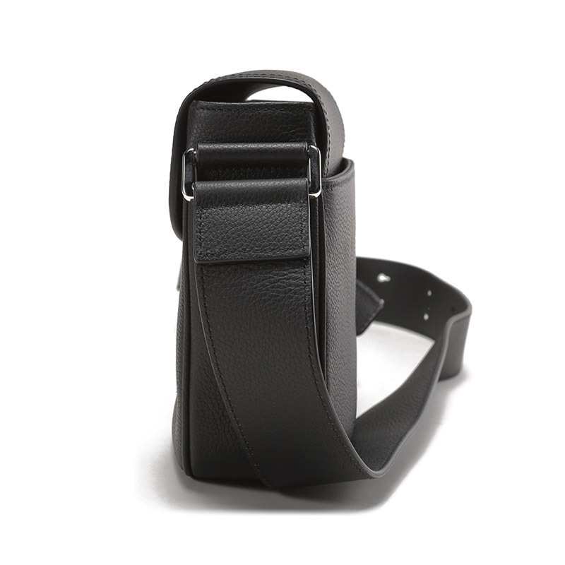 皮具箱包>精品男包>男士单肩包>克丽斯汀·迪奥(chri