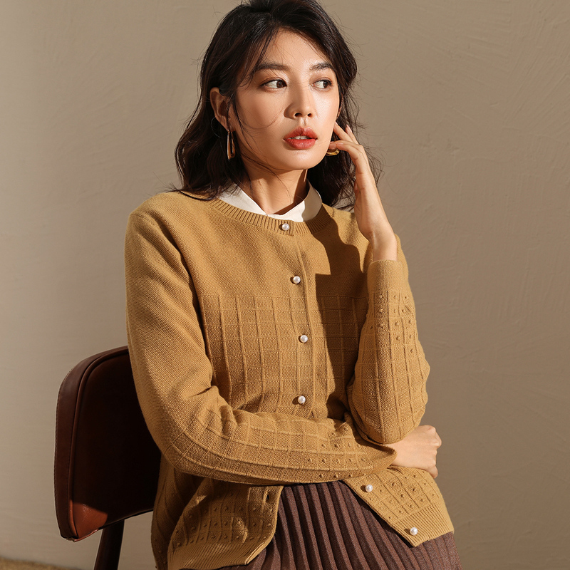 恒源祥纯色圆领针织衫女开衫2019秋冬单排扣毛衣外套长袖全羊毛衫