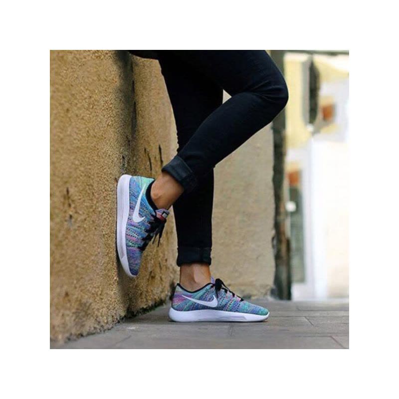 Nike耐克女子跑步鞋运动鞋843765-002图片